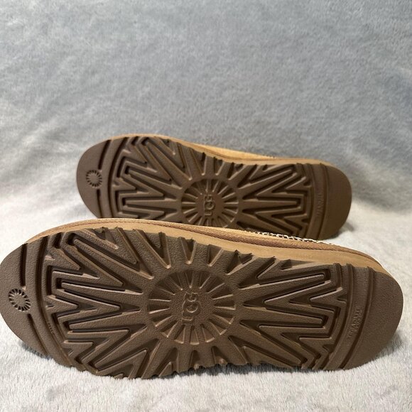 UGG Tan Suede Slip-On Shoes casual slippers - Picture 6 of 6